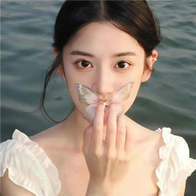 神子离尘入人间